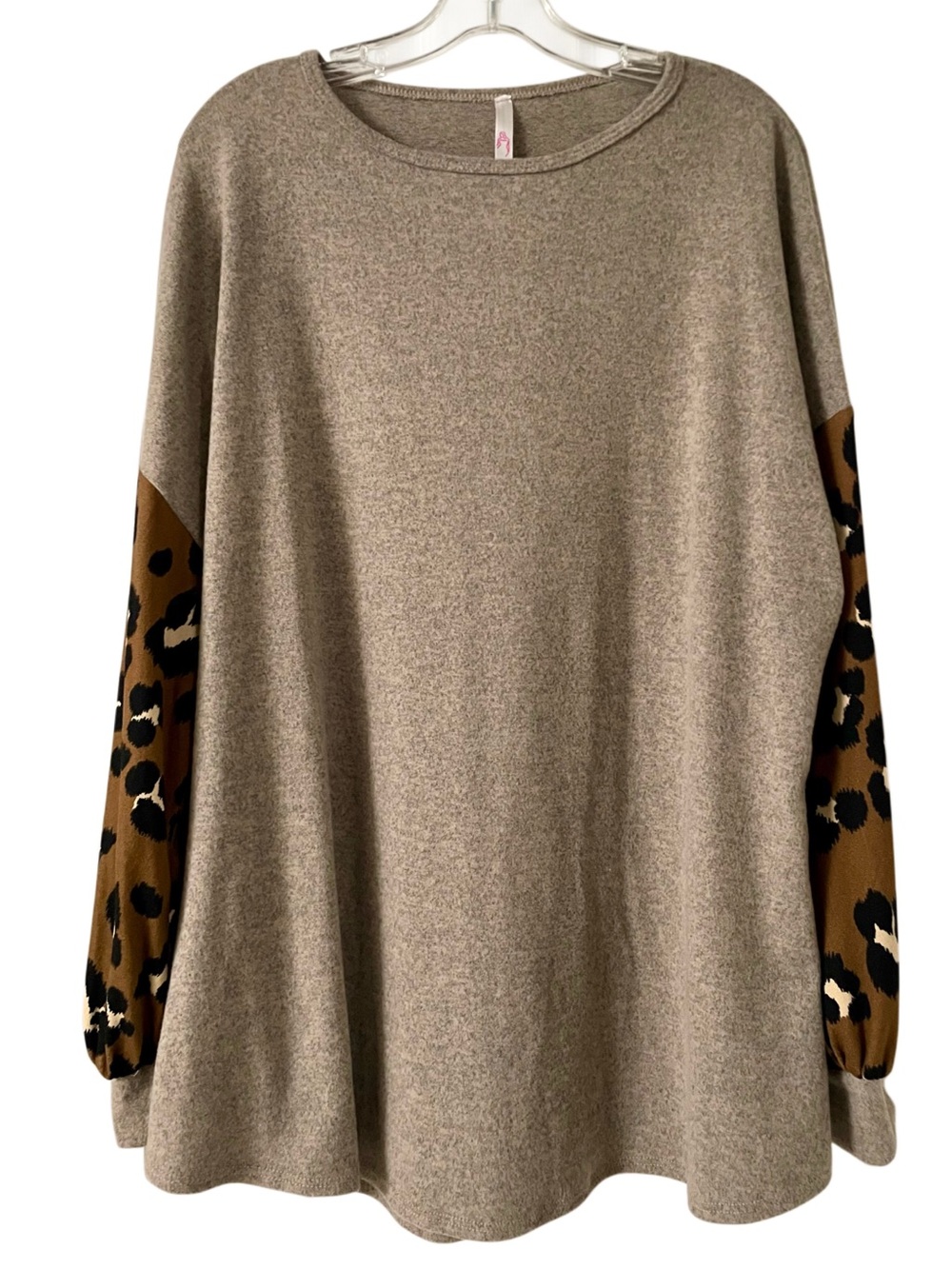 NWOT Sweater with Leopard Print Sleeves 1x